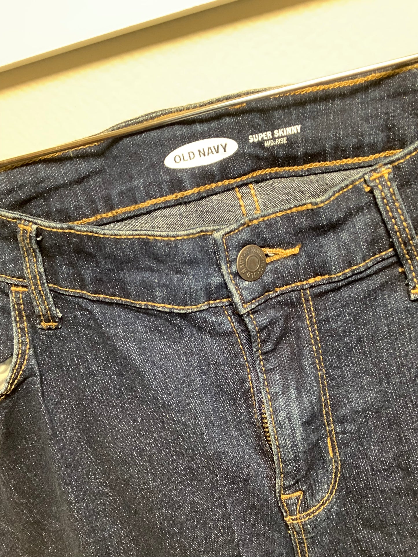 Old Navy WOW Super Skinny Mid Rise Jeans